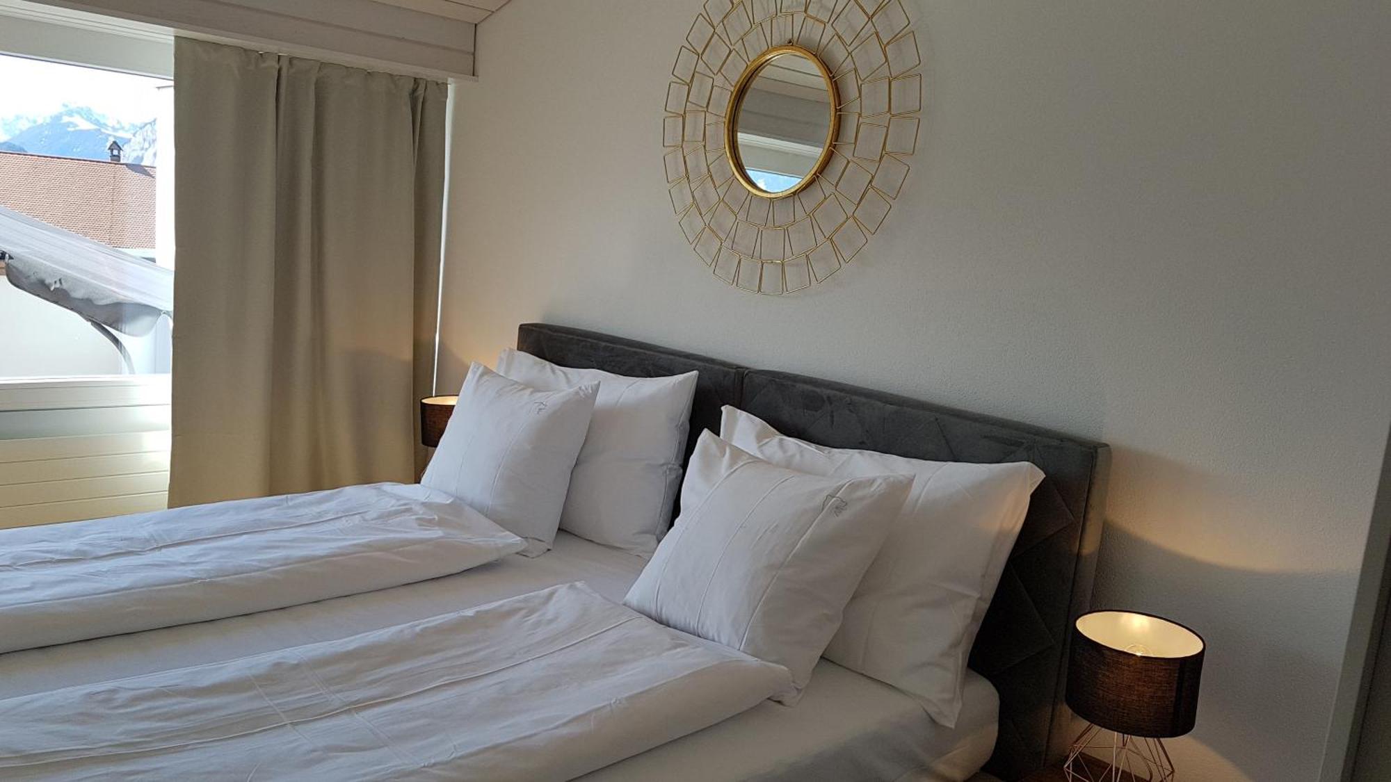 บาเริน ซิกริสวิล Hotel ซิกริซวิล ห้อง รูปภาพ
