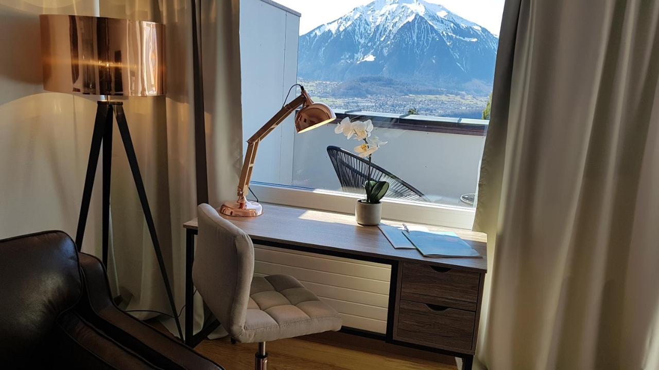 บาเริน ซิกริสวิล Hotel ซิกริซวิล ภายนอก รูปภาพ